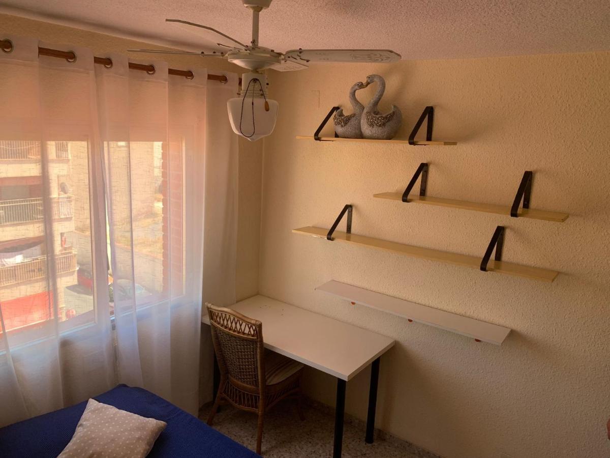 Cozy Room Guapo-Alicante Nearby The Beach And The Center Eksteriør billede